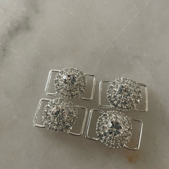 Bikini connectors - Picture 1 of 1